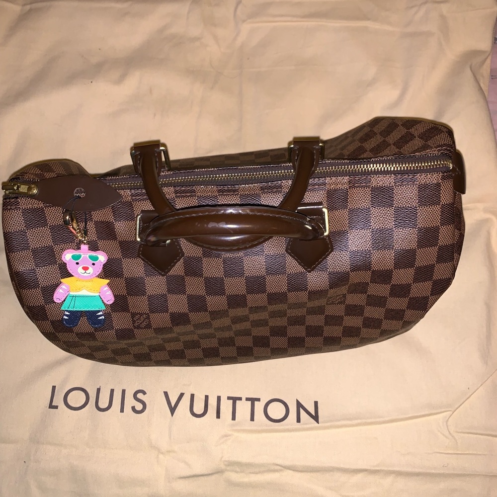 Louis Vuitton  speedy
